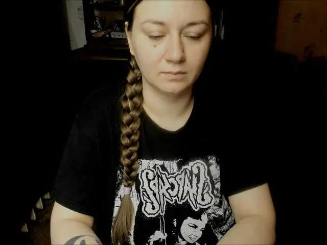 Live sex webcam photo for AlisaBacker #291399124