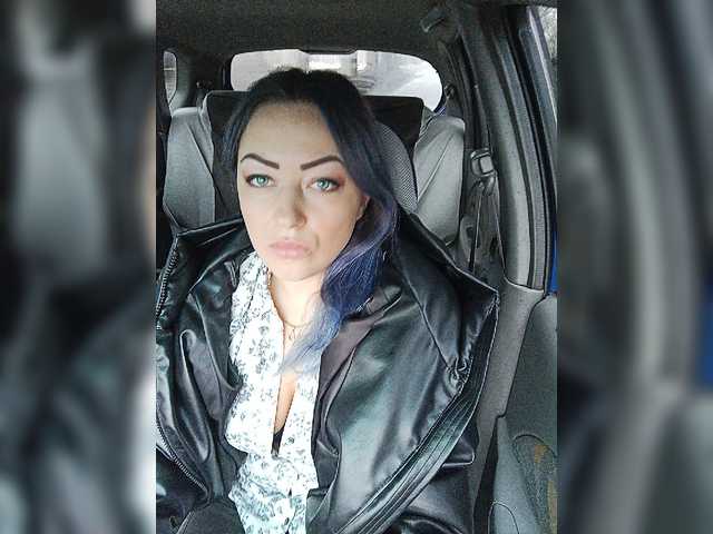 Live sex webcam photo for AlisaFist #272354106