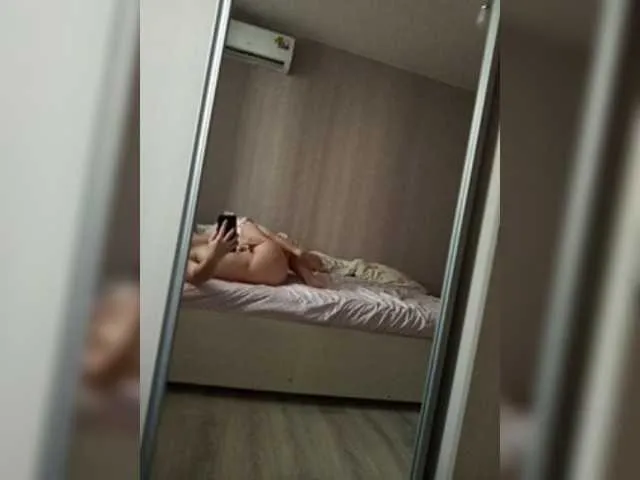 Live sex webcam photo for AlisaGerman-1 #273632888