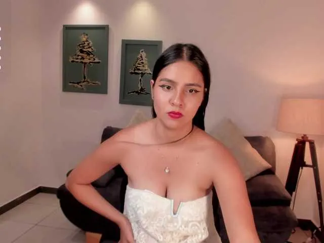 Live sex webcam photo for AlisaKeller #276979117