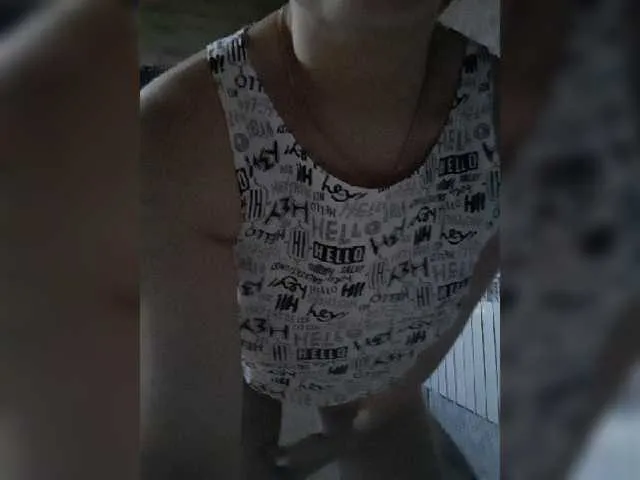 Live sex webcam photo for AlisaKisa555 #271827431