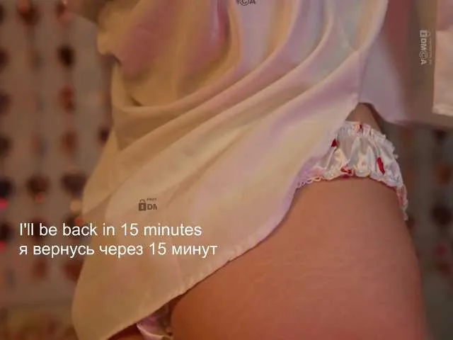 Live sex webcam photo for AlisaRogs #291343503