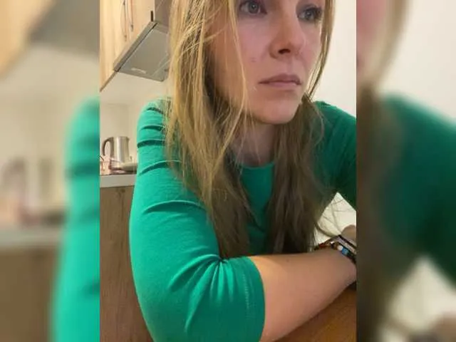 Live sex webcam photo for Alisasqrl #276524713