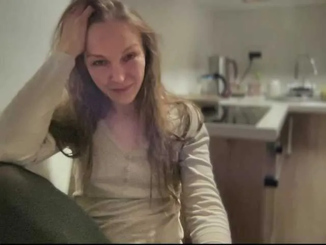 Live sex webcam photo for Alisasqrl #276790866