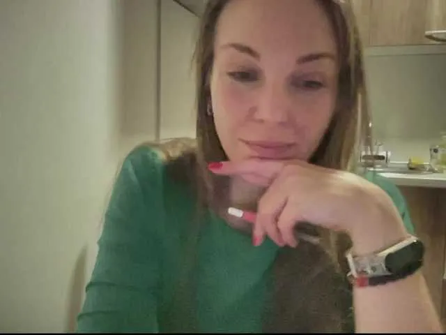 Live sex webcam photo for Alisasqrl #276869708