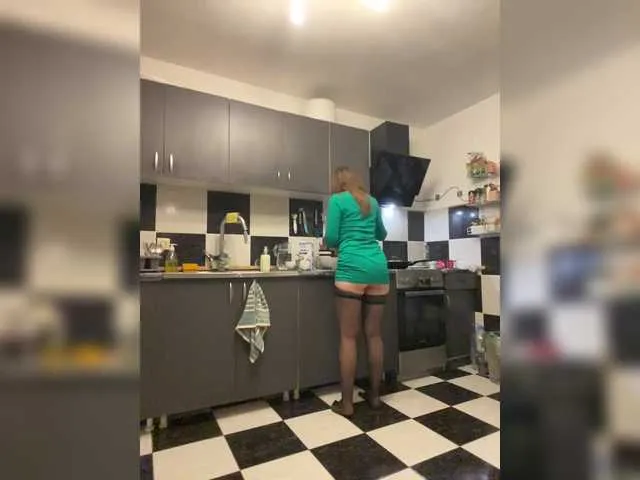 Live sex webcam photo for Alisasqrl #290962678