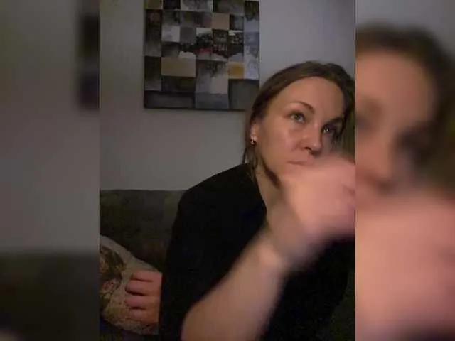 Live sex webcam photo for Alisasqrl #291171305