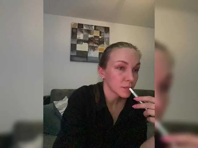Live sex webcam photo for Alisasqrl #291402751
