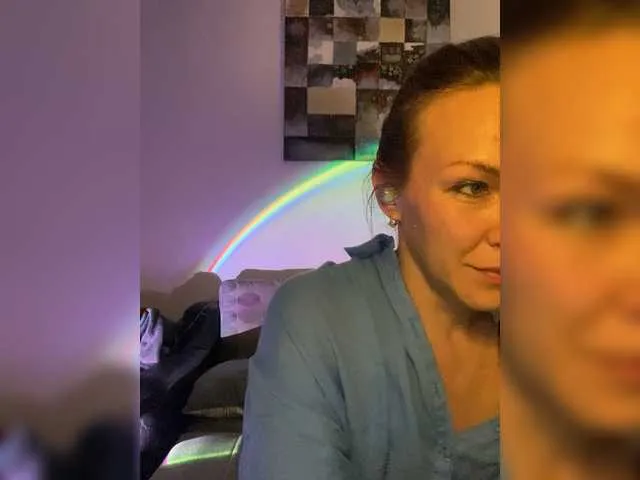Live sex webcam photo for Alisasqrl #291532148