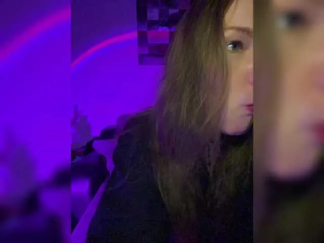 Live sex webcam photo for Alisasqrl #292187239