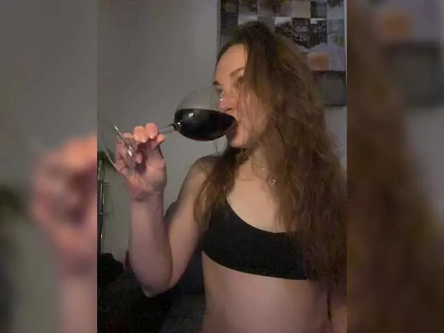 Live sex webcam photo for Alisasqrl #292968753
