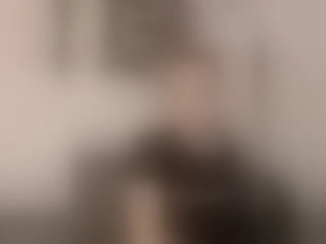 Live sex webcam photo for Alisasqrl #293957338
