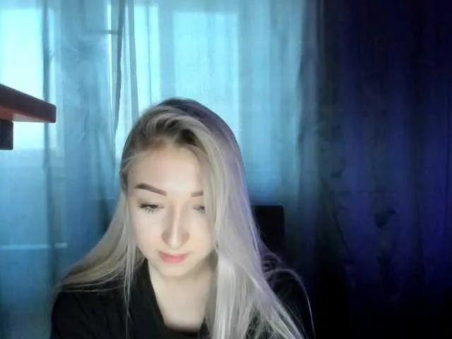 Live sex webcam photo for AliseTasty2 #272961976