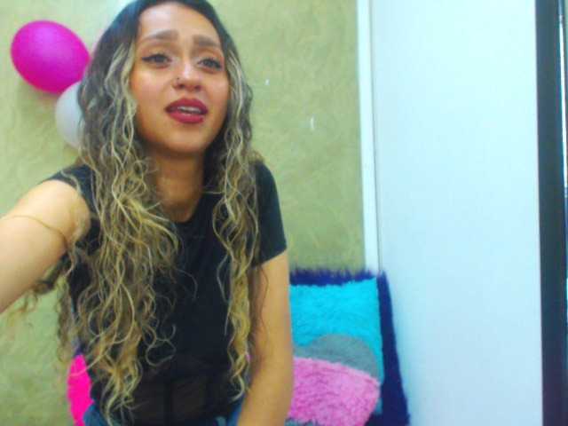 Live sex webcam photo for Alisha-kalu #276246383