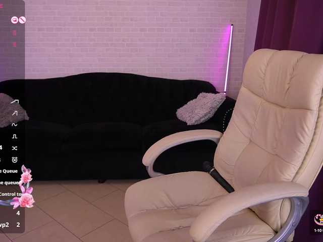 Live sex webcam photo for AlishaMalinka #291059275