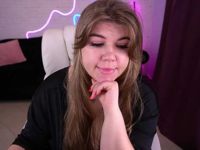 Live sex webcam photo for AlishaMalinka #292403659