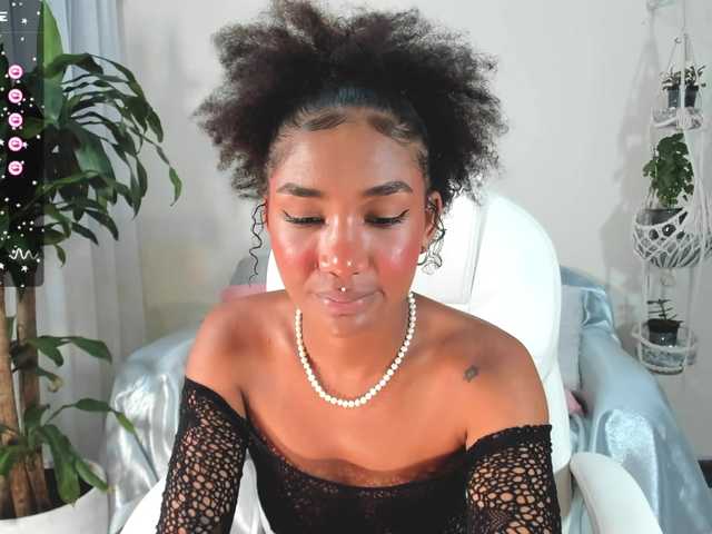 Live sex webcam photo for AlishaSummer #276595834