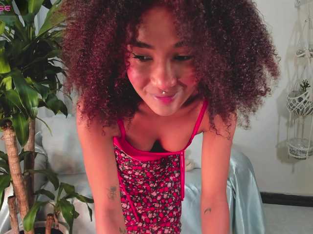 Live sex webcam photo for AlishaSummer #277558177