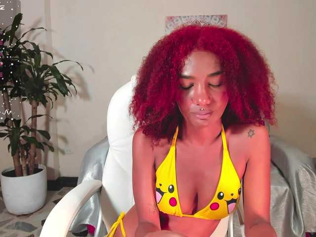 Live sex webcam photo for AlishaSummer #277753913