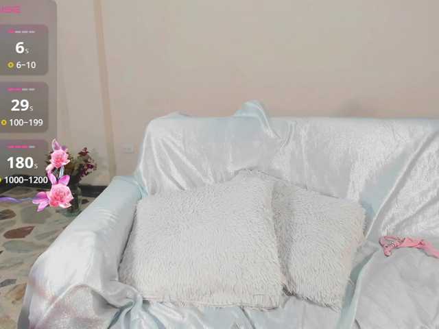 Live sex webcam photo for AlishaSummer #290638987