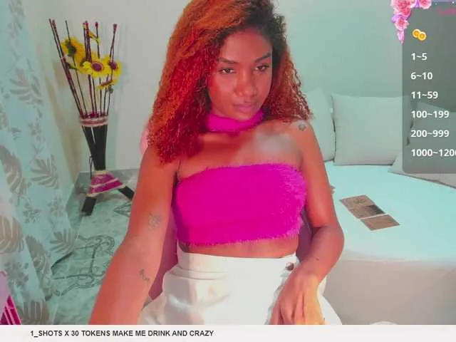 Live sex webcam photo for AlishaSummer #291490936