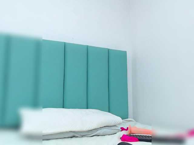 Live sex webcam photo for Alishakim- #273463900