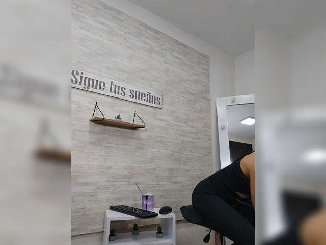 Live sex webcam photo for Alishakim- #273472862