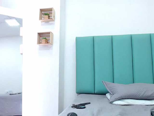 Live sex webcam photo for Alishakim- #273526270