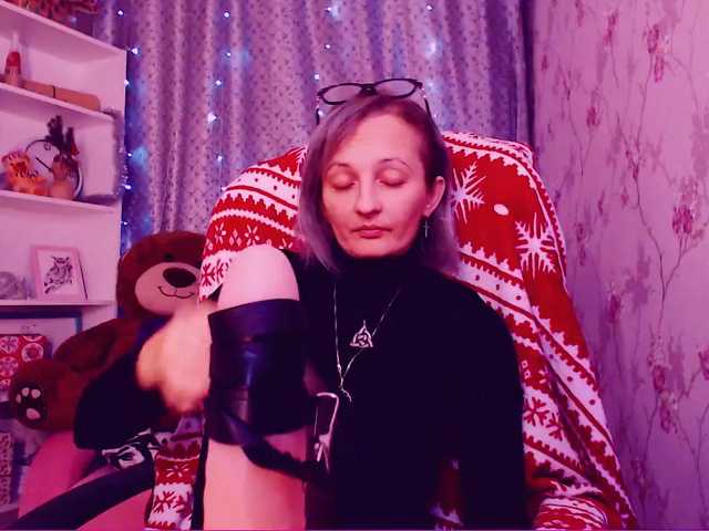 Live sex webcam photo for AlisiaMistres #271898650