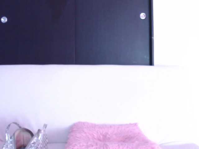 Live sex webcam photo for Alison-Doll #274435679