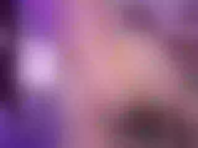 Live sex webcam photo for Alison-fire #272915743