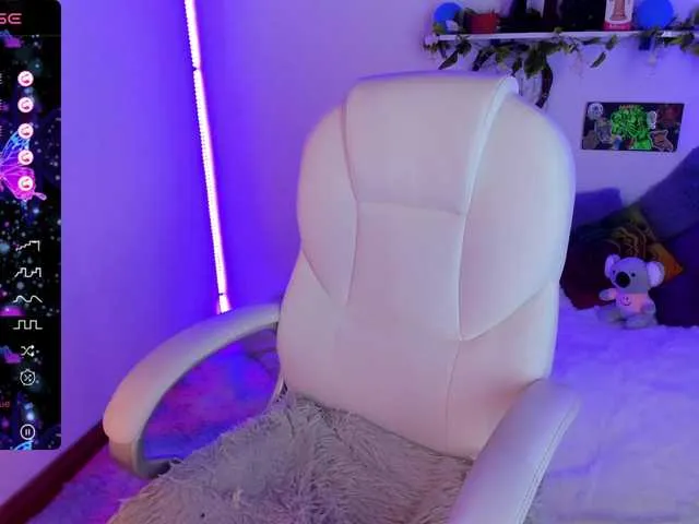 Live sex webcam photo for Alison-fire #276758990