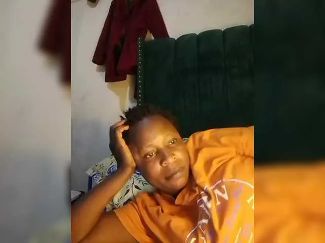 Live sex webcam photo for Alisonberbie #290534321