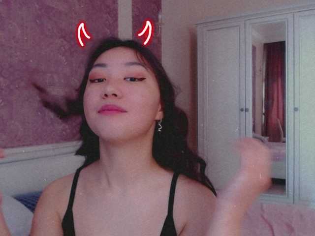 Live sex webcam photo for Alisonyugai #272065231