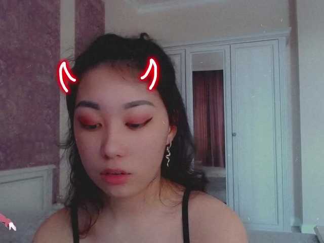 Live sex webcam photo for Alisonyugai #272582530