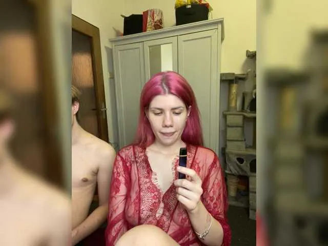 Live sex webcam photo for AlissaLexx #292681175