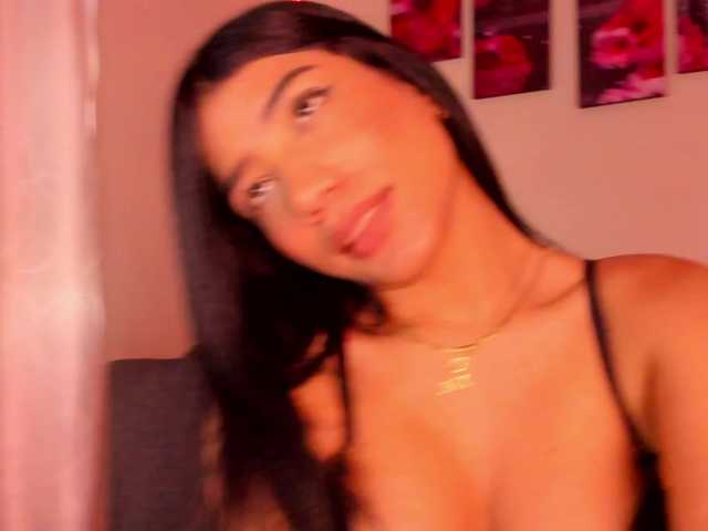 Live sex webcam photo for Alissarhys #291052685