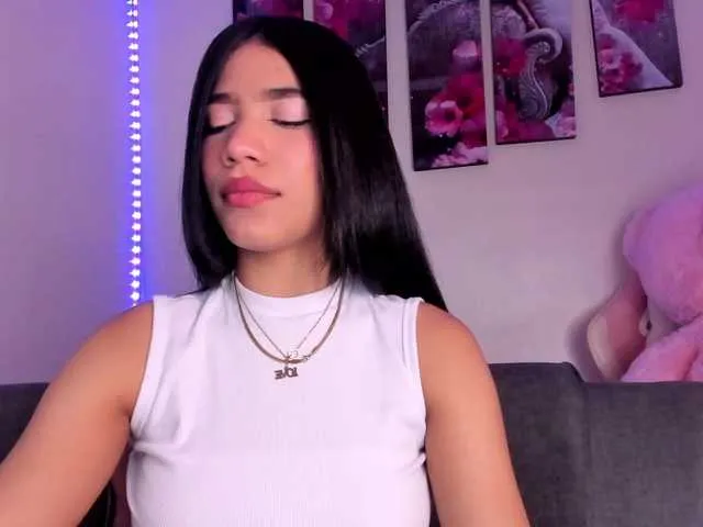 Live sex webcam photo for Alissarhys #291280335