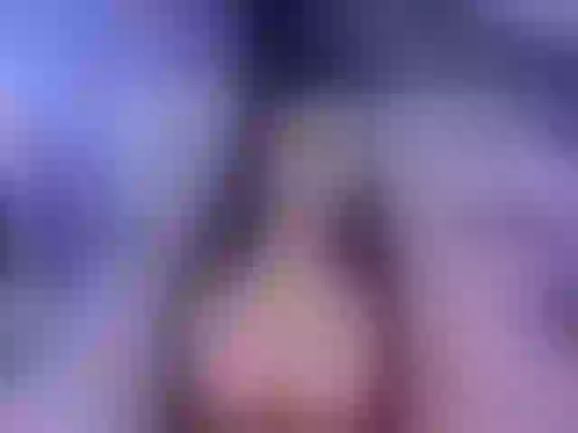 Live sex webcam photo for AliyaMoon #291428556