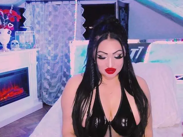 Live sex webcam photo for AliyaMoon #291625642