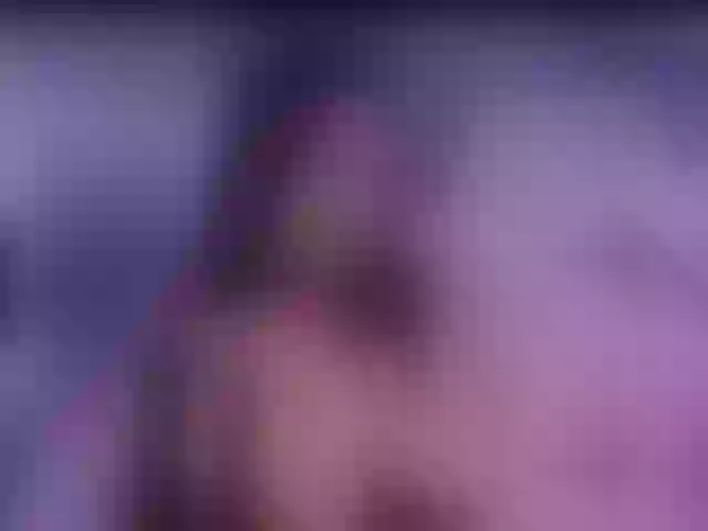 Live sex webcam photo for AliyaMoon #291736419