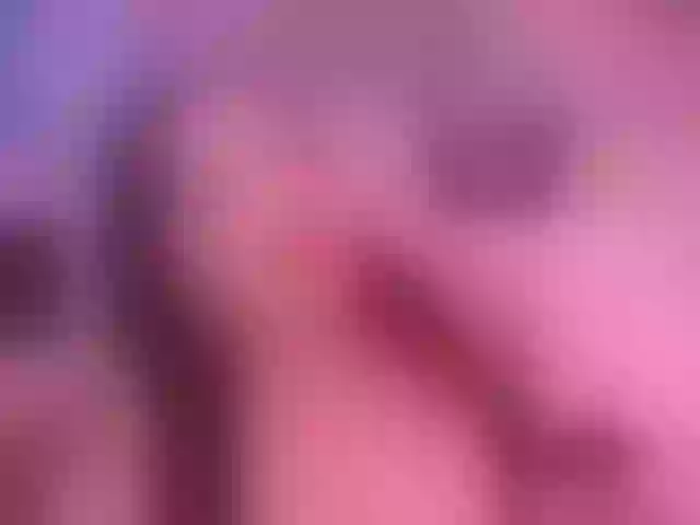 Live sex webcam photo for AliyaMoon #292099157