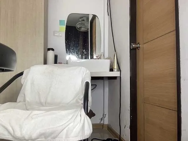 Live sex webcam photo for Aliz-aliz #290637499