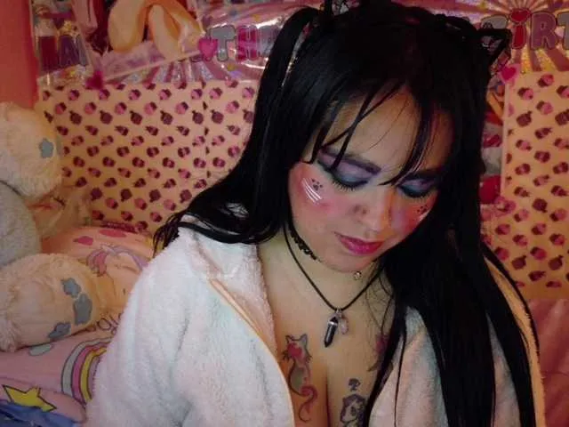 Live sex webcam photo for AlizeHentaiMeow #291591405