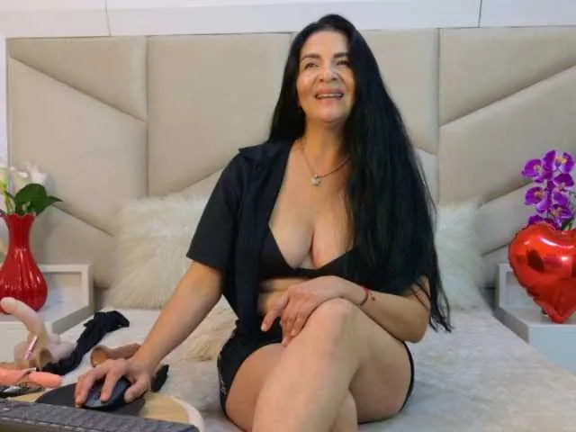 Live sex webcam photo for AlizonMoreti #293351010