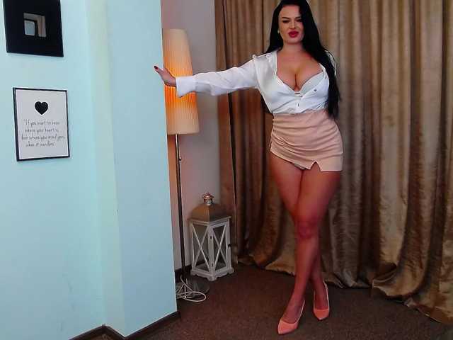 Live sex webcam photo for Allana-Doll #290413898
