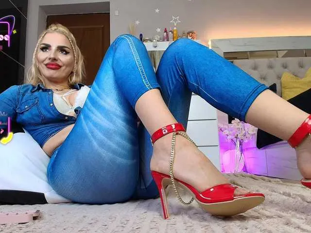 Live sex webcam photo for Allesya23 #291652435