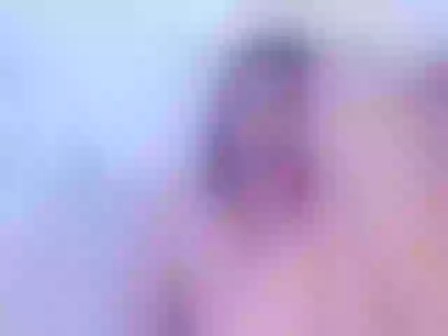 Live sex webcam photo for AlliciaKim #290343673