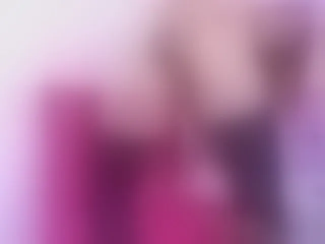 Live sex webcam photo for AlliciaKim #293804123