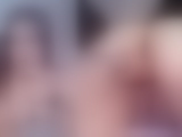 Live sex webcam photo for AllieCutie #293956947